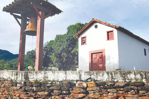 Capela de Santo Antônio do Pompéu no Bairro Pompéu - EM Sabará