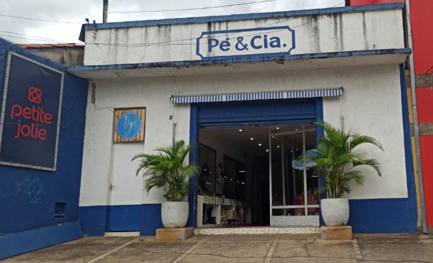 Pé & Cia calçados EM Sabará