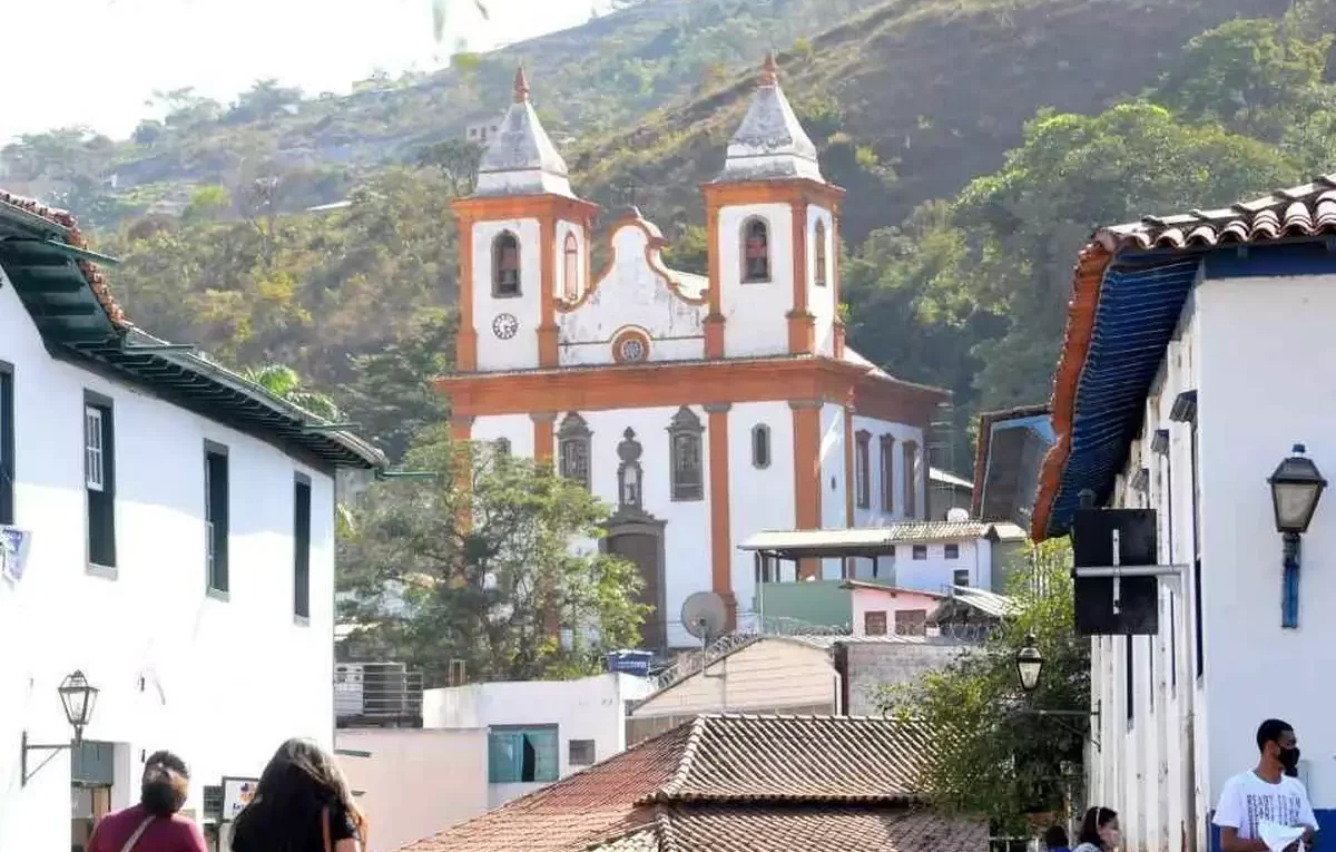 Previsão do tempo para Sabará em 27-09-2022