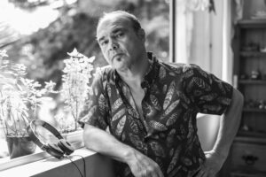 Paco Pigalle volta a atuar na noite de Belo Horizonte. O DJ e produtor cultural Paco Pigalle está de volta a Belo Horizonte