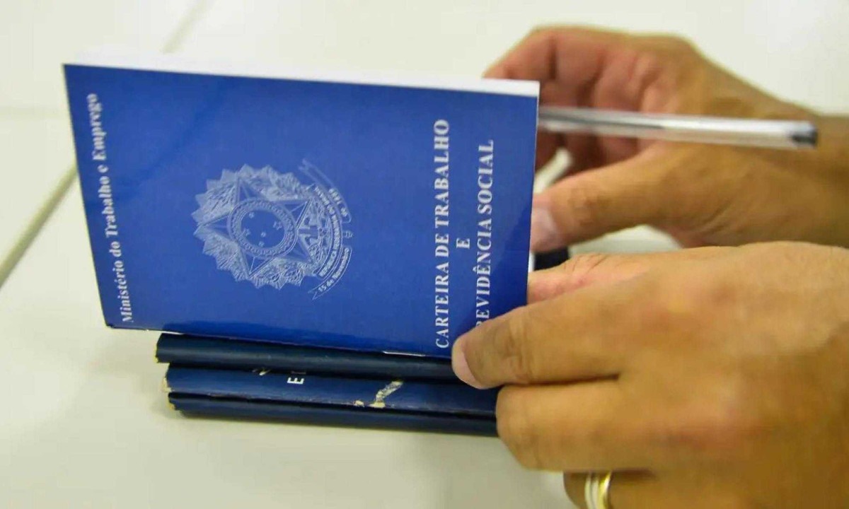 Empresa de engenharia realiza mutirão de emprego em Sabará nesta quinta. Os interessados devem comparecer ao local indicado.